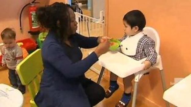 Le décret flamand sur les crèches dans le collimateur des francophones