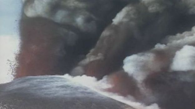 De nouvelles images de l'Etna en éruption De nouvelles images de l'Etna en éruption