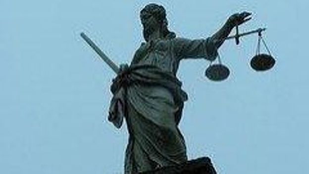 Selon le parquet, un des suspects avait tiré à treize reprises dans la jambe d'un restaurateur, en septembre dernier, dans le centre de Bruxelles.