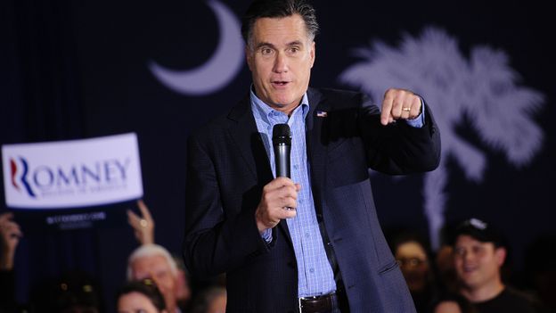 Mitt Romney contre-attaque.