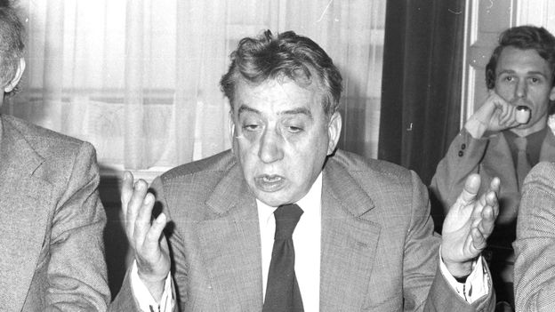 Roger Nols avait notamment créé des guichets séparés pour Francophones et Néerlandophones.