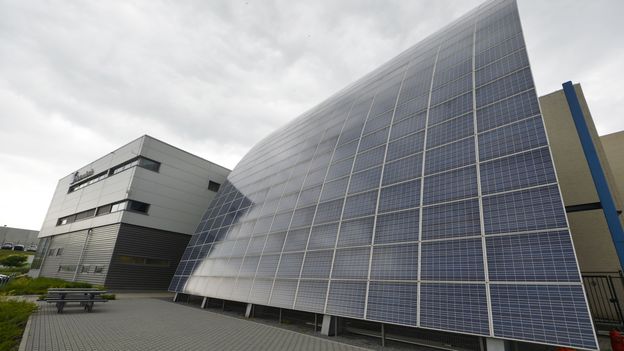 Selon PV-Vlaanderen, les panneaux solaires peuvent apporter une réponse à la menace de black-outs pour cet hiver