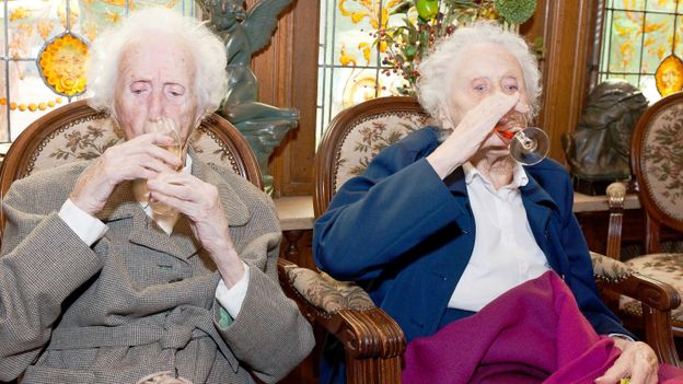 2 soeurs centenaires à Spa, en 2010