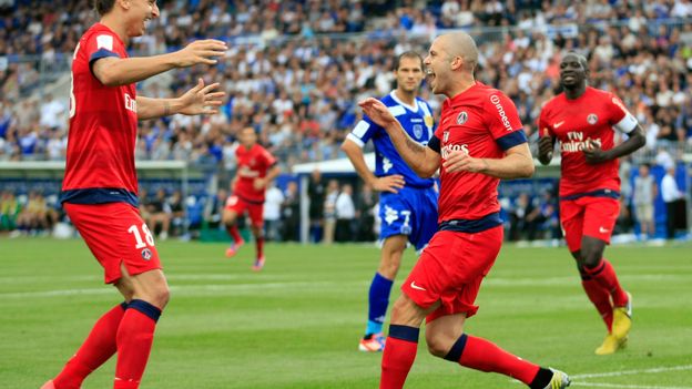 Ibrahimovic à la fête avec ses équipiers