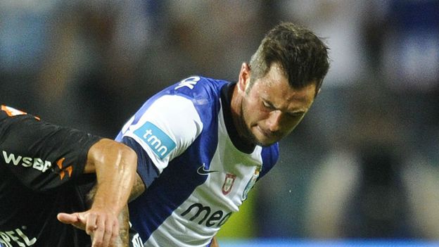 Defour et Porto gagnent à Beira Mar