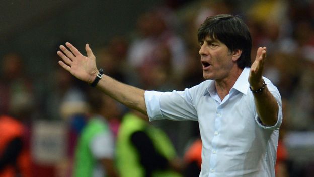 Löw : "il y avait des larmes dans le vestiaire"