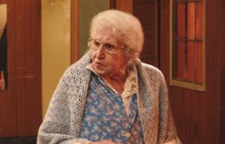 Tsilla Chelton dans Melting pot café 