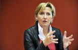 123 Que veut dire Rudi Vervoort avec l'enseignement bilingue à Bruxelles, s'interroge Simonet