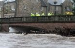123 Grande-Bretagne: graves inondations, des centaines de personnes évacuées