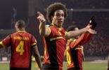 123 Axel Witsel suivi par le Paris SG