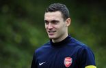 Vermaelen déterminé à se battre pour rester à Arsenal