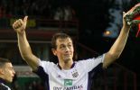 De Sutter : "Je devrais peut-être venir jouer à Zulte"