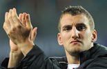 Warburton suspendu 3 semaines