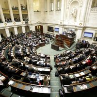 La Chambre à la diète: moins de champagne et le président en Audi A6