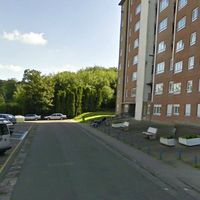 Le quartier de la rue Sainte-Barbe compte plusieurs blocs à appartements. 