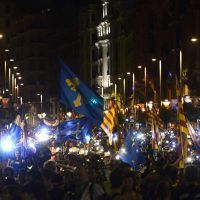 Les mineurs ont traversé les rues de Madrid, lampe au front