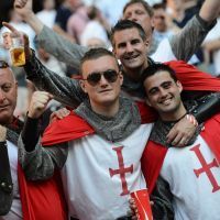 Euro 2012 : le spectacle est aussi en tribune