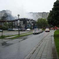 Le centre sportif de Jette complètement détruit par les flammes