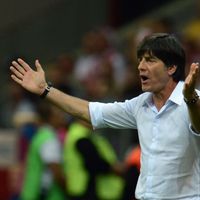 Löw : "il y avait des larmes dans le vestiaire"