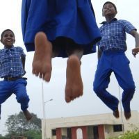 Illustration: des enfants jouent