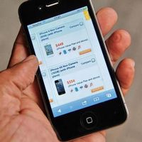 Parmi les objets saisis en Espagne, 20 000 iPhone contrefaits destinés aux marchés espagnols et portugais