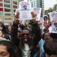 Quelque 50 000 personnes signent chaque heure l'appel demandant l'inculpation de George Zimmerman