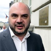 Christos Doulkeridis (Ecolo) veut supprimer les cours de religion et rendre obligatoire le parcours d'intégration
