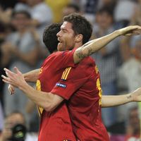 Xabi Alonso félicité par ses partenaires