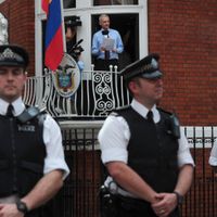 Julian Assange lors de sa déclaration devant les médias ce dimanche