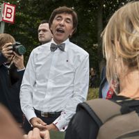 ULB: Elio Di Rupo esquive un entartage aux cerises