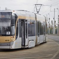 Parmi ces mesures, on relève les phares LEDS pour une meilleure visibilité mais aussi le marquage au sol. 